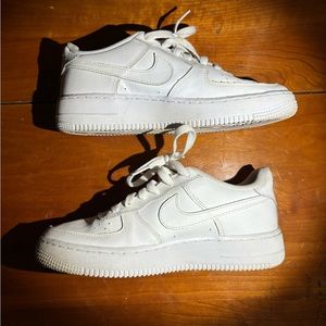 Nike 314192 117 Air Force 1 US 6 Older Kids' Sneakers - White